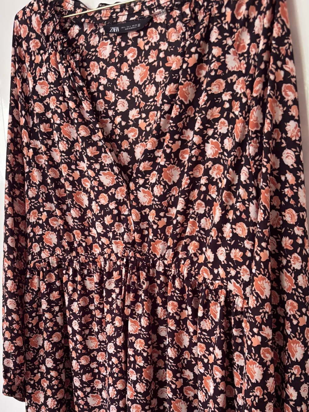 Zara| Floral V-Neck Long Sleeve Flowy Mini Dress in Black & Peach Sz L - Picture 3 of 7